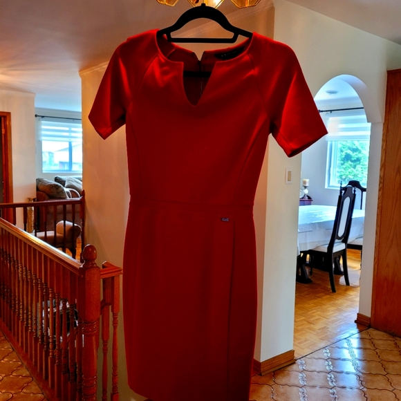 Classy dress - Picture 1 of 2